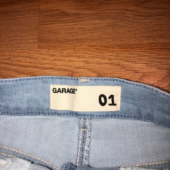 GARAGE Jean Shorts - Picture 8 of 8